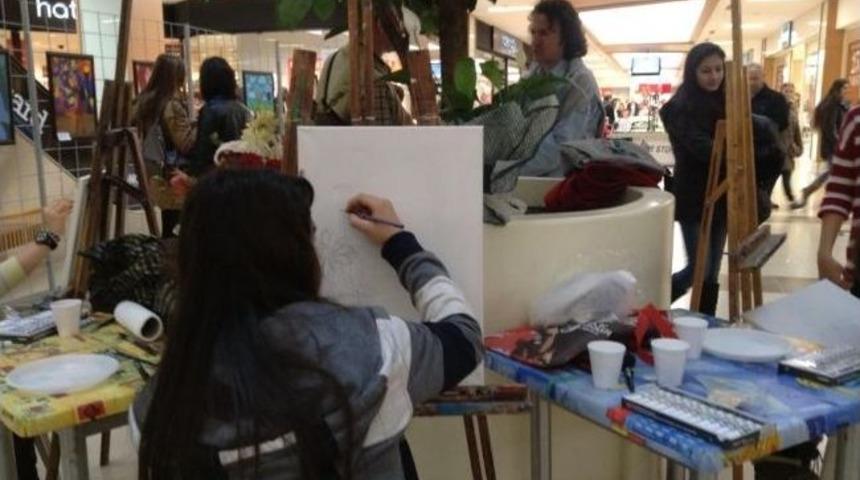 G&uuml;nseli Ayan Resim At&ouml;lyesi &Ouml;ğrencileri Sergi A&ccedil;tı