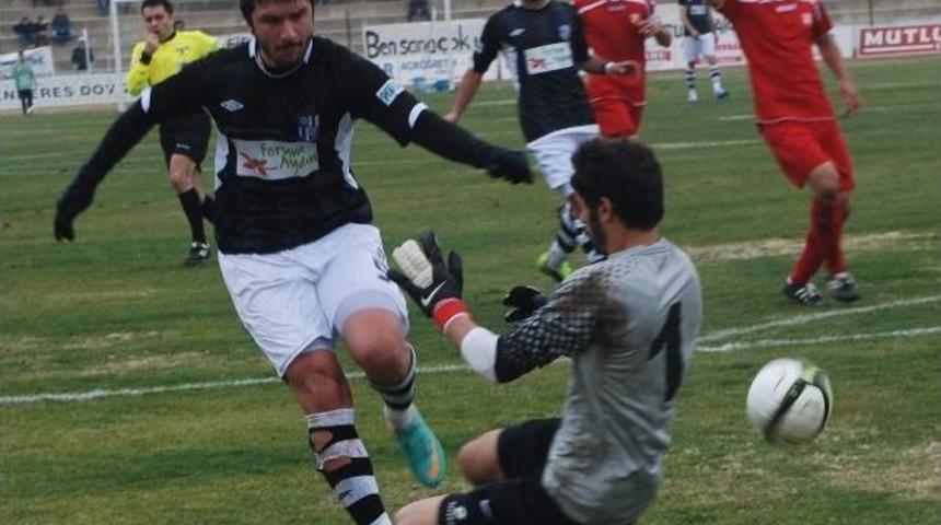 Aydınspor 1923’te Forvet Arkası Güldürüyor