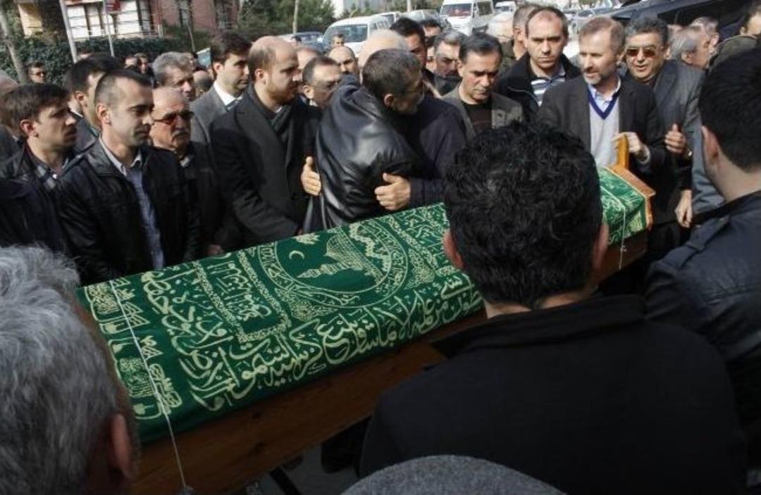 Erdoğan'ın Kardeşi Vesile İlgen'in Kayınpederi Toprağa Verildi