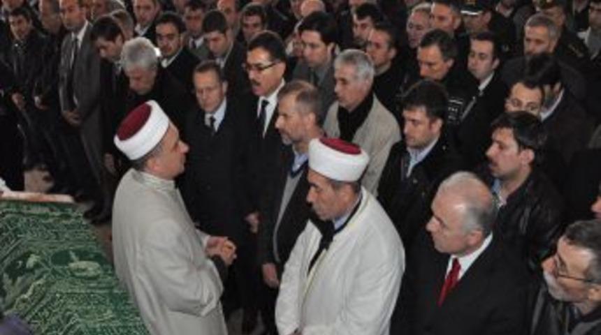 Başbakan Erdoğan&rsquo;ın D&uuml;n&uuml;r&uuml; Mehmet İlgen Toprağa Verildi