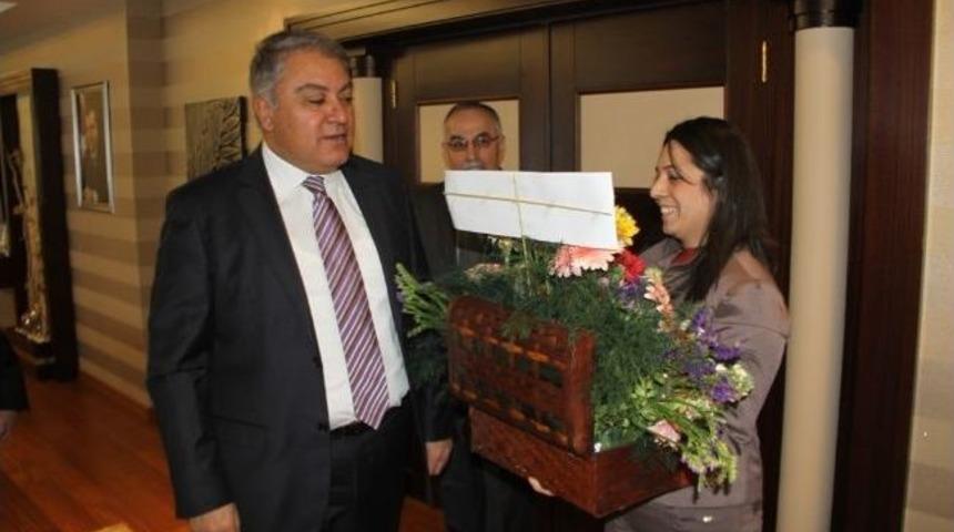 Defterdar Karak&ouml;se&rsquo;den Vali Tekinarslan&rsquo;a Ziyaret