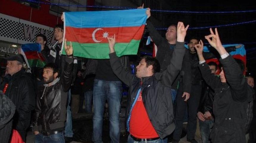 Ülkü Ocakları'ndan Hocalı Katliamı Tepkisi