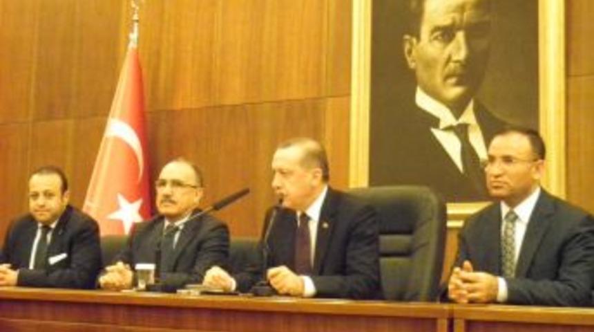 Başbakan Erdoğan: Ben K&uuml;rt Kardeşlerimle Et Ile Tırnak Gibiyim