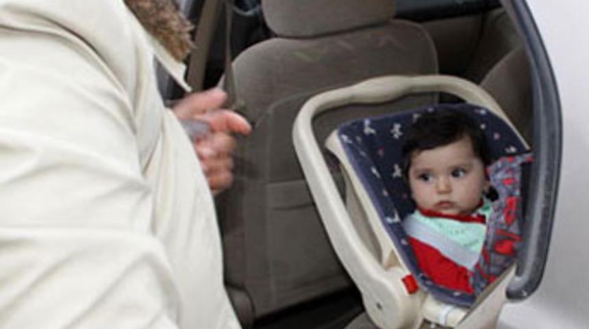 10 aylık bebeği itfaiye kurtardı