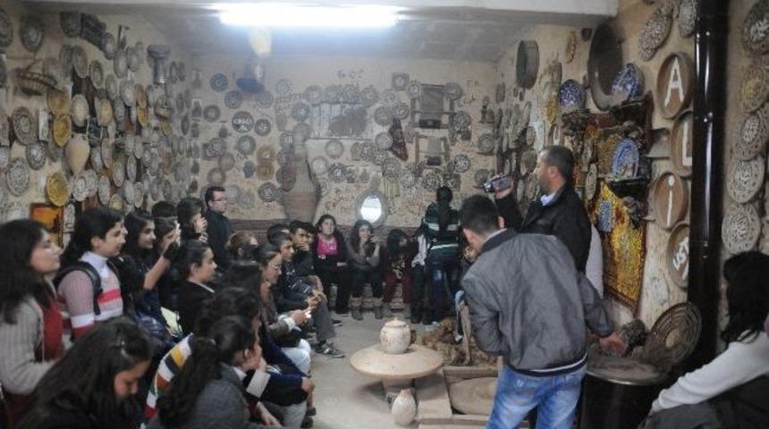 "mutlu Yarınlar İ&ccedil;in Doğru Adımlar Gerekir" Projesi