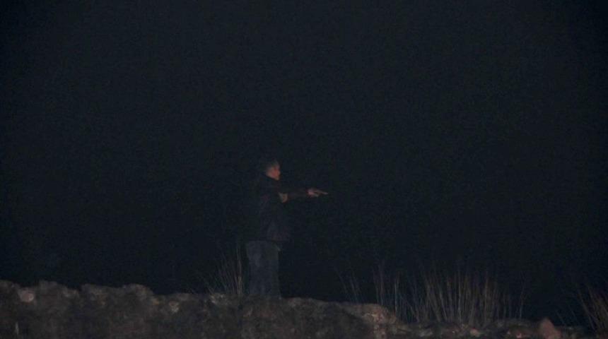 Kuru sıkı tabancayla şov!