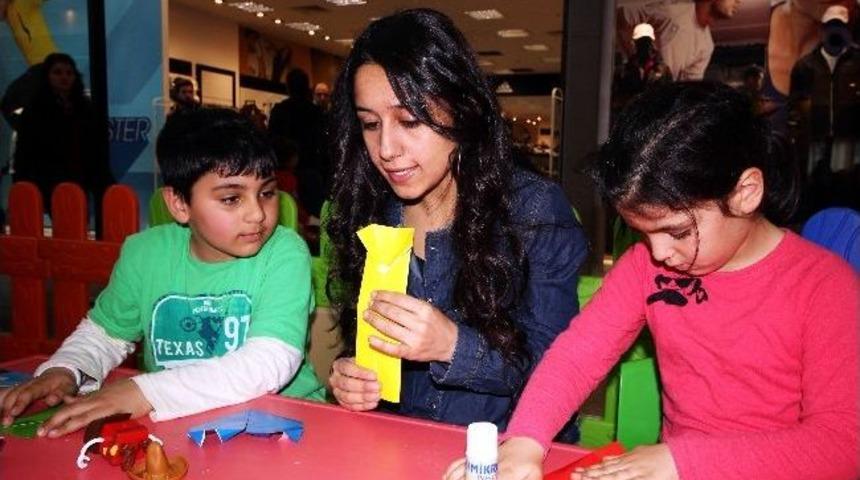 &Ccedil;ocuklar Alışveriş Merkezinde &lsquo;origami&rsquo; &Ouml;ğrendi