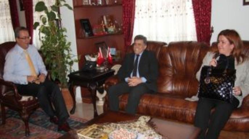 Okul Aile Birliği &Uuml;yelerinden &Uuml;nver&rsquo;e Nezaket Ziyareti