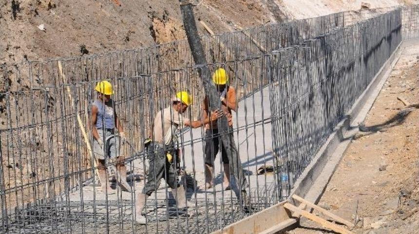 Seferihisar Karako&ccedil; Deresi Pırıl Pırıl Olacak