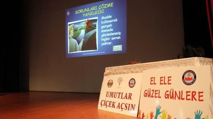 &Ouml;ğrencilere &ldquo;madde Bağımlılığı&rdquo; Semineri