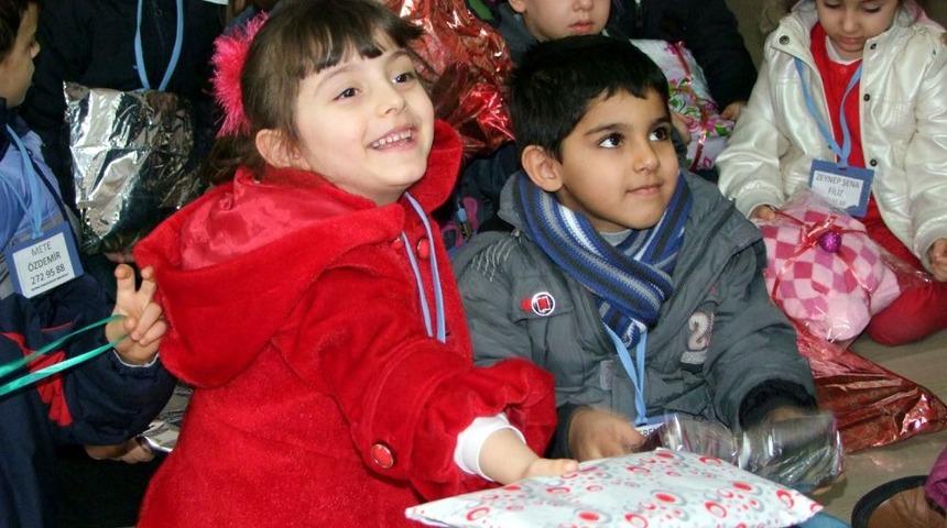 Anaokulu Öğrencileri Oyuncaklarını Kimse Yok Mu’ya Bağışladı