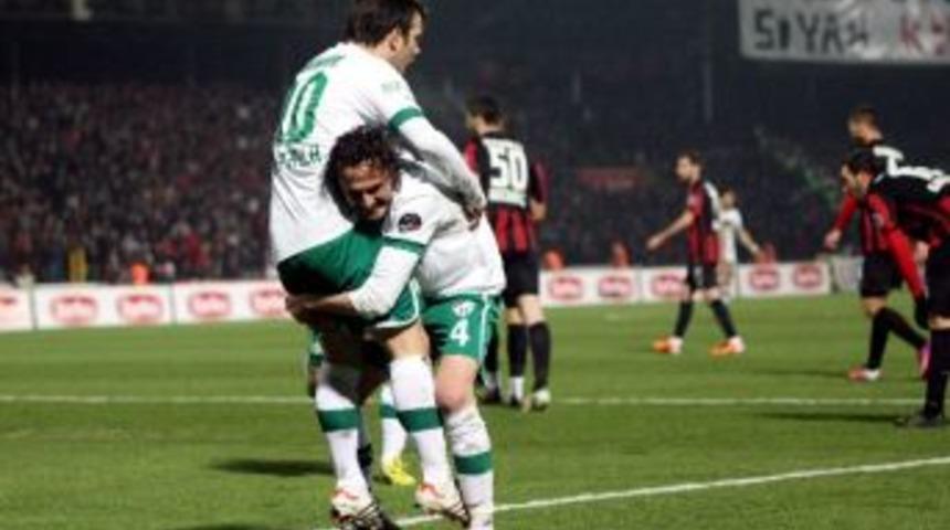 Timsah'ın Asist Kralı Batalla