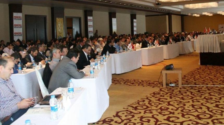 ESİDEF&rsquo;li 250 Işadamı D&uuml;nyaya A&ccedil;ılma Yollarını Tartıştı