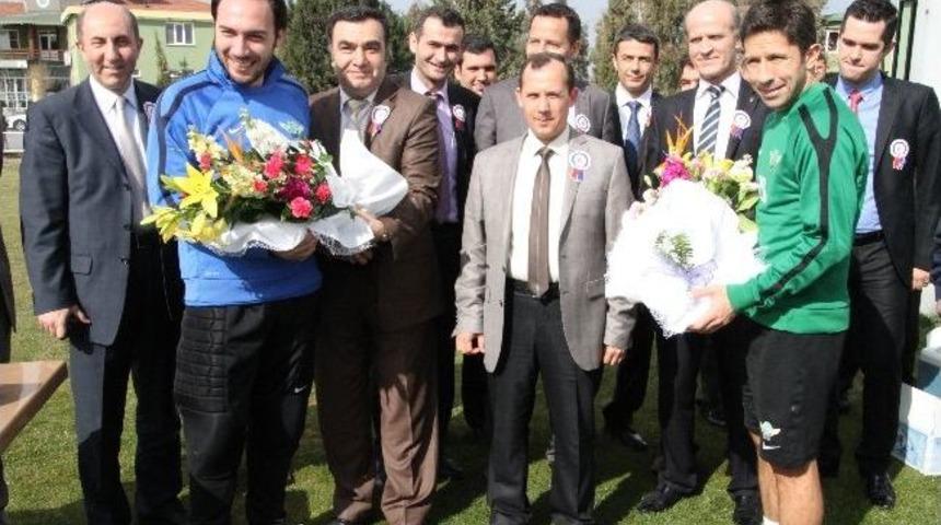 Vergi Daresi'nden, Akhisar Belediyespor&rsquo;a Ziyaret