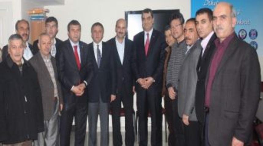 Kırşehir Ak Parti Heyet Kırşehir Memur-sen Başkanlarıyla Buluştu