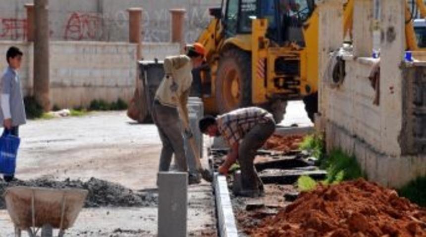 Kepez&rsquo;e Y&uuml;z Bin Metrekare Parke Kaldırım