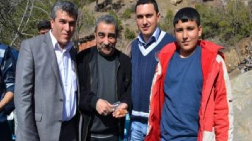 Şehit Arkadaşının İsmini Oğluna Verdi