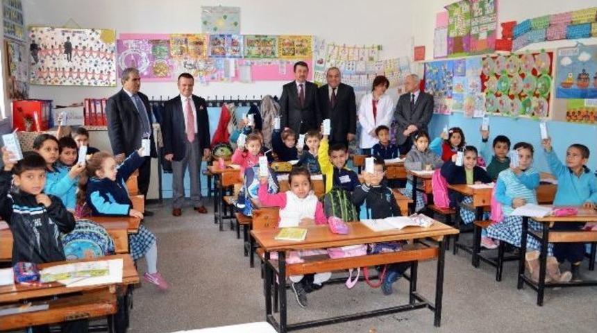 S&ouml;ke&rsquo;de Okullarda S&uuml;t Dağıtımına Başlandı