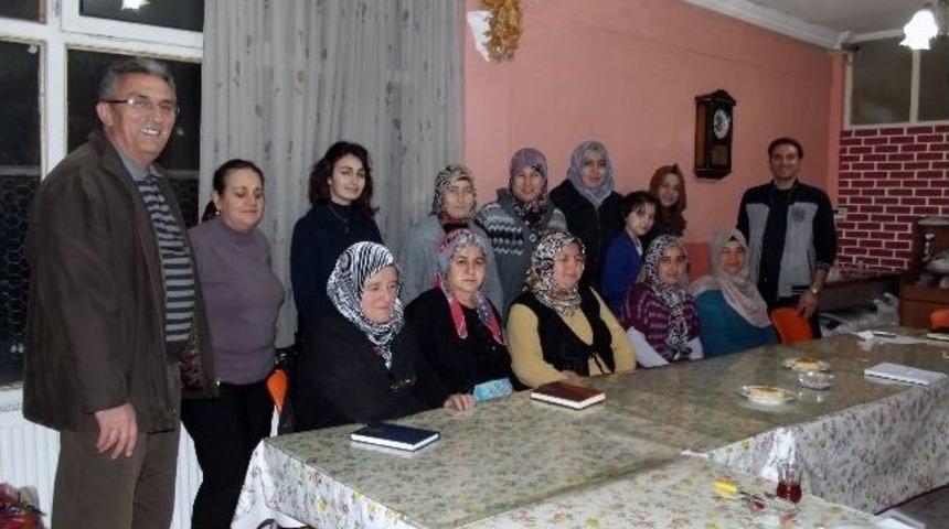 Gediz'de Ev Yemekleri Hazırlama Kursu A&ccedil;ıldı