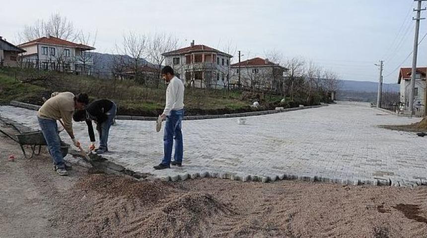 Başiskele'de Parke &Ccedil;alışmaları Devam Ediyor