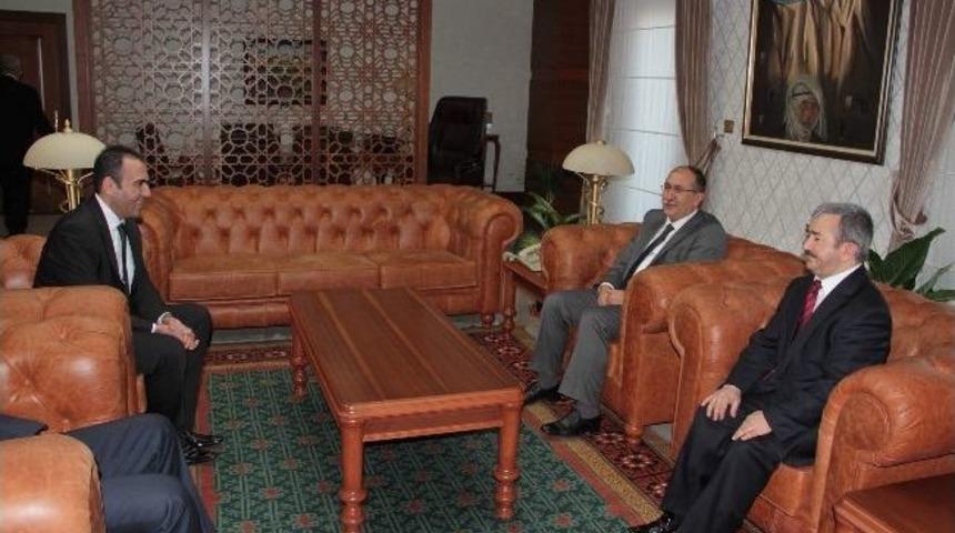 Sgk Y&ouml;neticilerinden Vali Savaş&rsquo;a Ziyaret