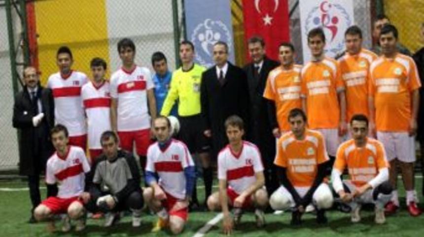 Ardahan&rsquo;da Kurumlar Arası Futbol Turnuvası Başladı