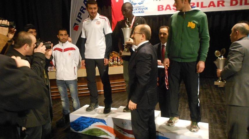 Trabzon Yarı Maratonu'nda Takım Birincisi Batman Petrolspor Oldu