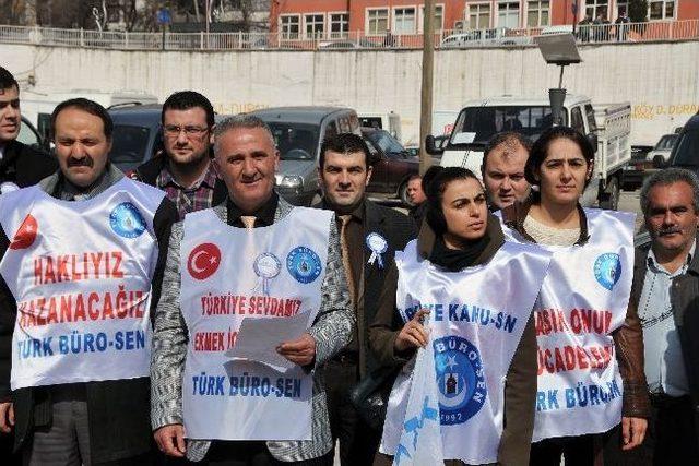 Gümüşhane’de Memurlar İş Bıraktı