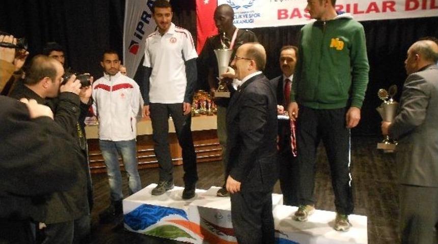 Trabzon Yarı Maratonu Şampiyonu Batman Petrolspor Oldu