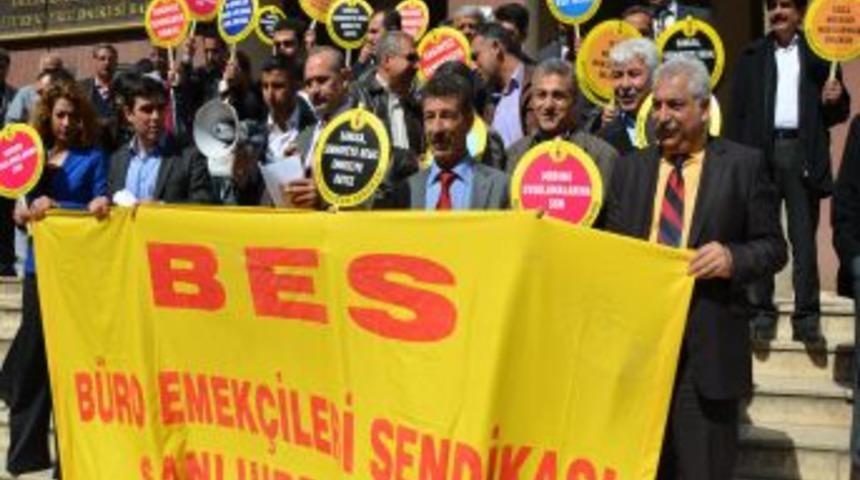 Kamu &Ccedil;alışanlarından Davullu Zurnalı &lsquo;hak Gaspı&rsquo; Eylemi