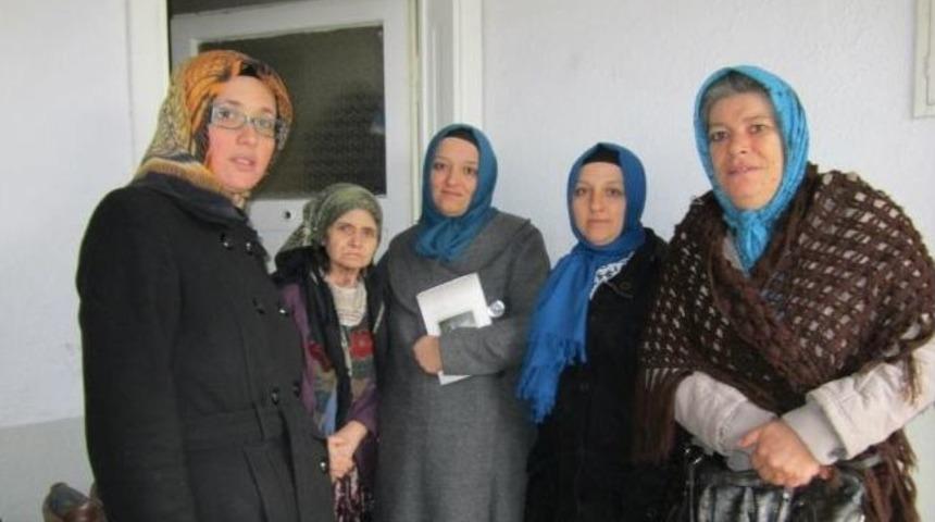 Ak Partili Kadınlardan Gıda Yardımı