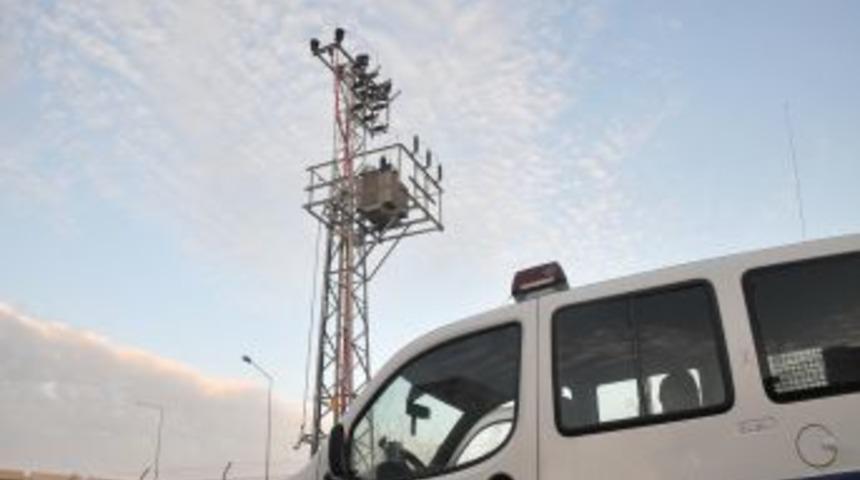 20 Bin Voltluk Akıma Kapılan Iş&ccedil;i Feci Şekilde Can Verdi