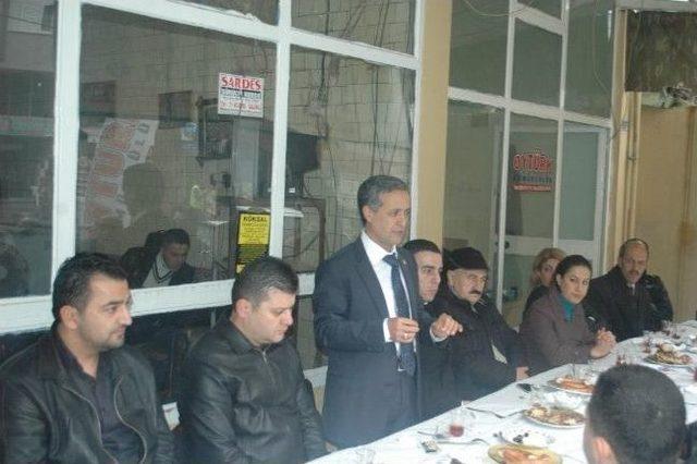 Milletvekili Yurttaş, Gençlerin Toplantısına Katıldı