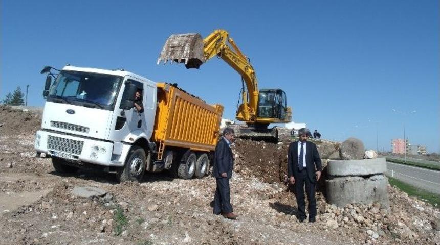 İdil Belediyesi'nden Sokak Ve Cadde Genişletme &Ccedil;alışması