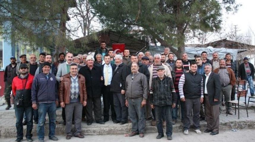 Milletvekili &Ouml;zel, K&ouml;yl&uuml; Vatandaşla Buluştu