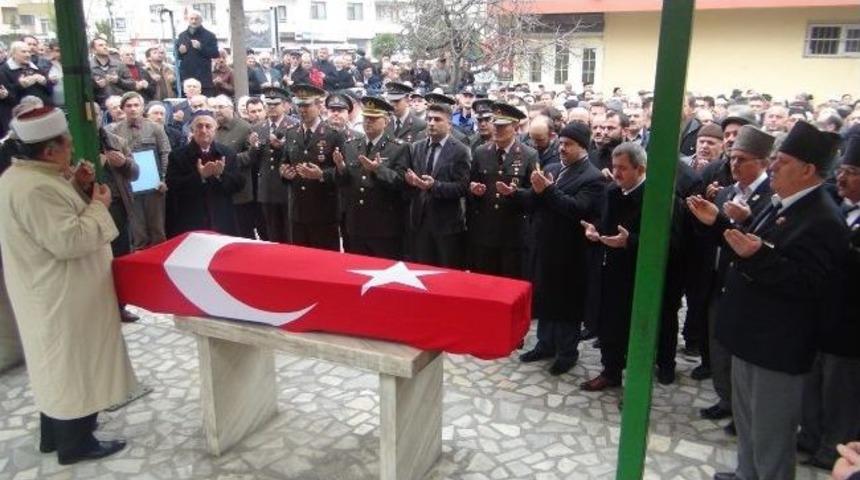 Fatsalı Kore Gazisi Toprağa Verildi