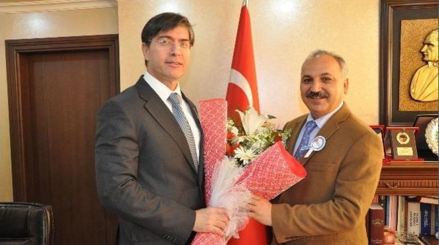 Aksoy&rsquo;dan Esob&rsquo;a Ziyaret