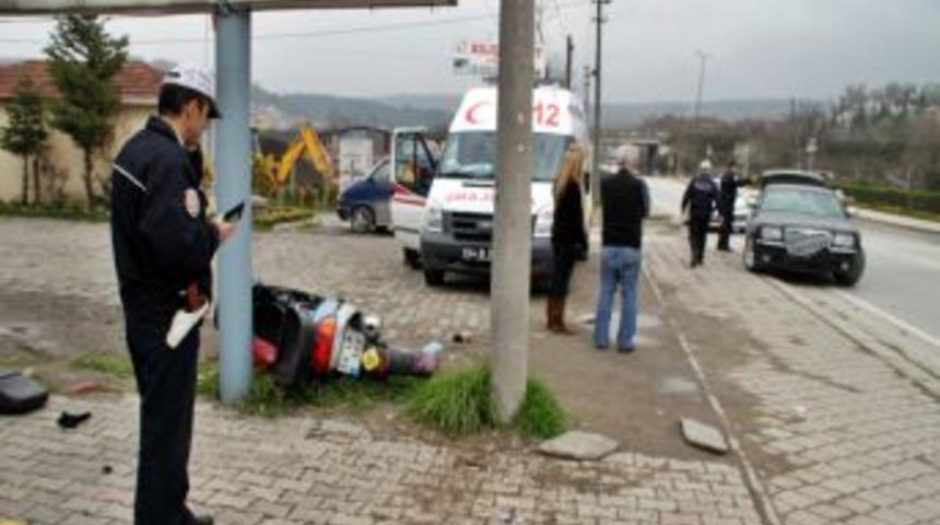 Sapanca'da Trafik Kazası: 1 Yaralı