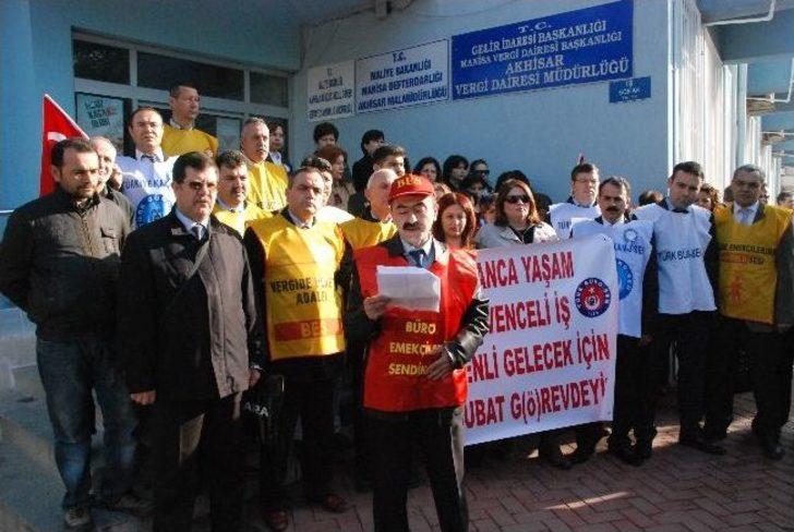 Akhisar'da Memurlar Grev Yaptı G2