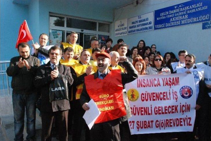 Akhisar'da Memurlar Grev Yaptı G4