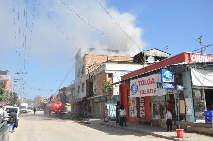 Yangında Kızını Ararken Bayıldı G1