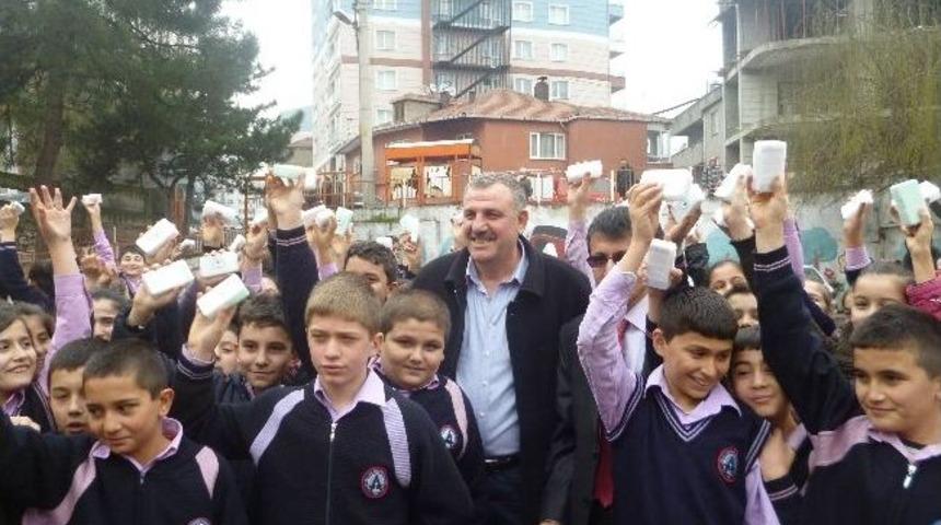 Kozlu Belediyesinden 10 Bin Diş Seti