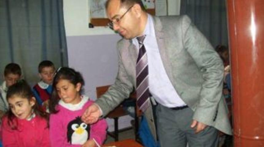 Polis Kardeş Okulda Doğum G&uuml;n&uuml; Kutladı