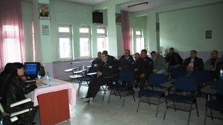 Selendi'de Polislere Sivil Savunma Semineri Verildi