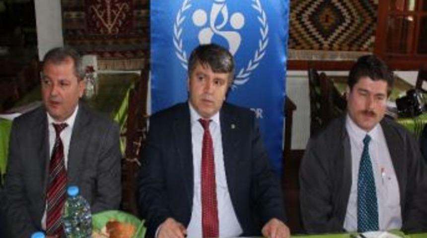 &Ccedil;eker; "koltuk Doldurmaya Gelmedim"