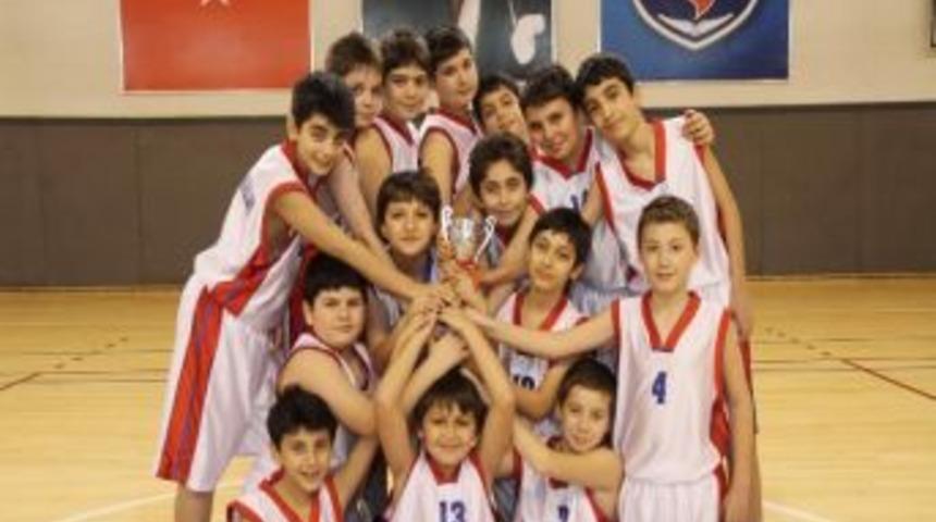 &Ouml;zel Sanko Okulları&rsquo;nın Basketbol Başarısı