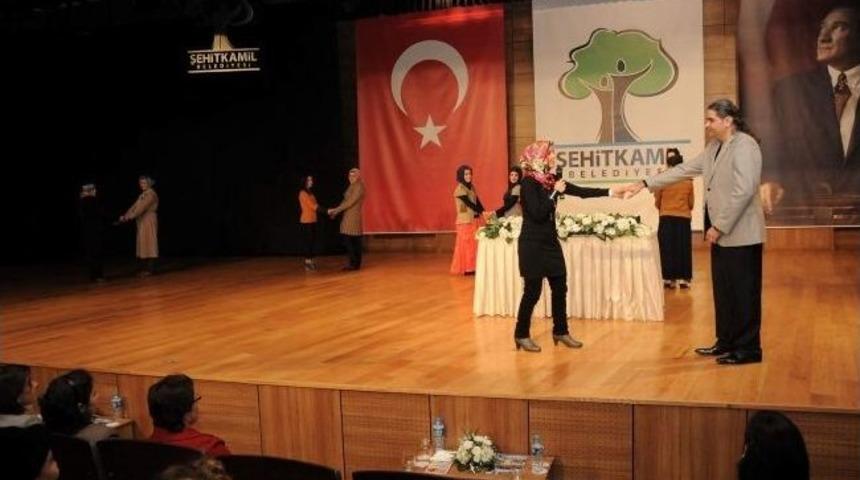 Şehitkamil Belediyesi &lsquo;aile Okulu Seminerleri&rsquo; Başladı