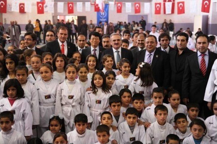 Büyükelçi Lee’nin Van Ziyareti G2