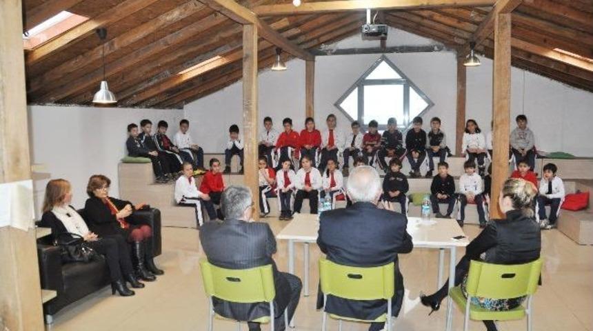 Başkan Posbıyık &Ouml;ğrencilerle Bir Araya Geldi