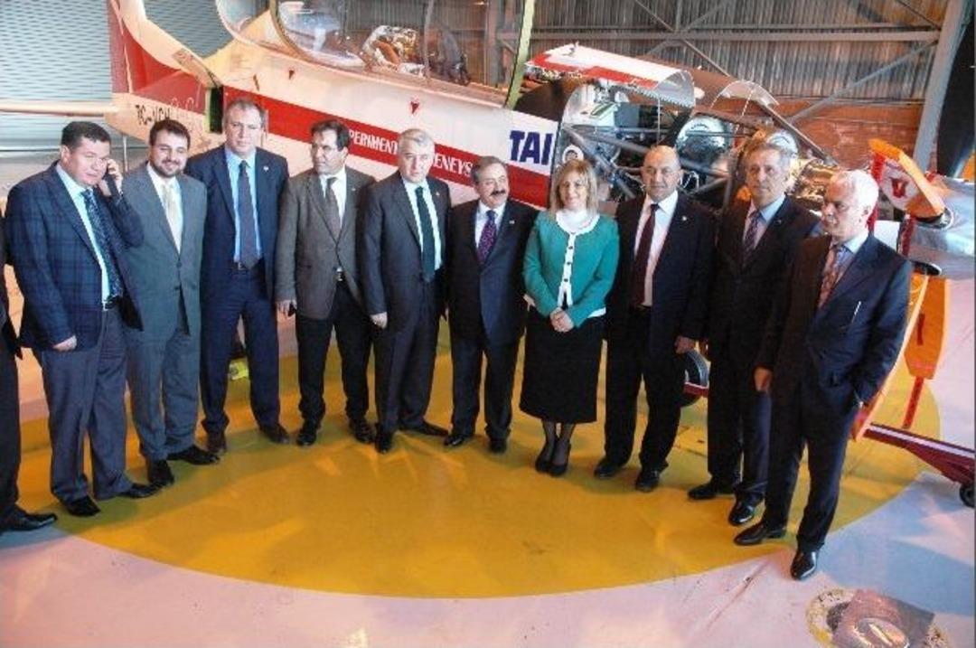 Atak Helikopterinden Savunma Komisyonu &Uuml;yelerine Nefes Kesen G&ouml;steri